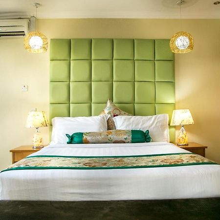 Kebbys Hotel ダル・エス・サラーム エクステリア 写真